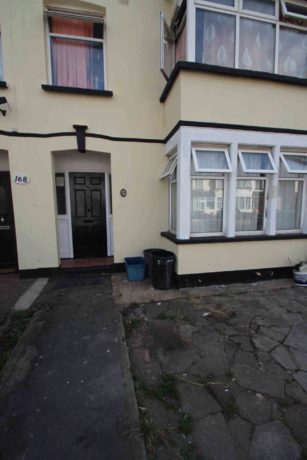 2 Bedroom Flat